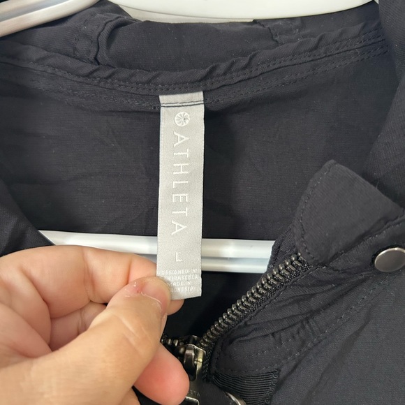 Athleta Black Outpost Utility Jacket Sz Large - Picture 2 of 6